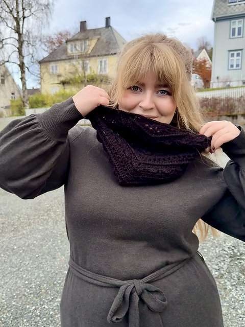 Elodie Scarf