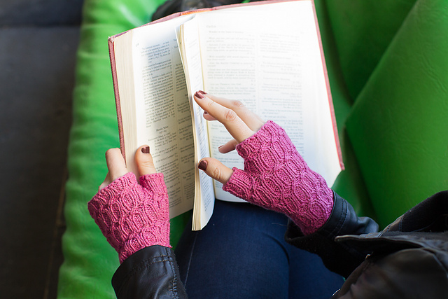 Campanile Mitts