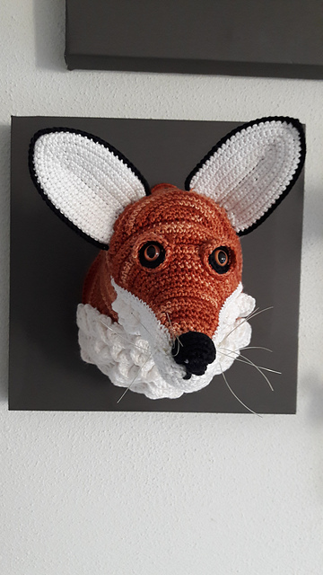 Ravelry: Fox pattern by Vanessa Mooncie