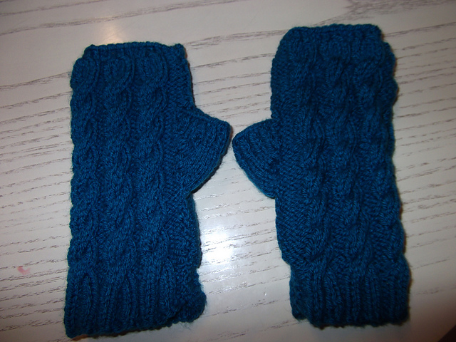 Fingerless gloves