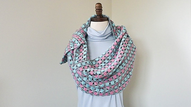 Lourdes Granny Stitch Shawl