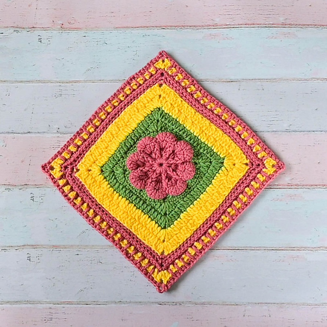 Ilona Floral Granny Square