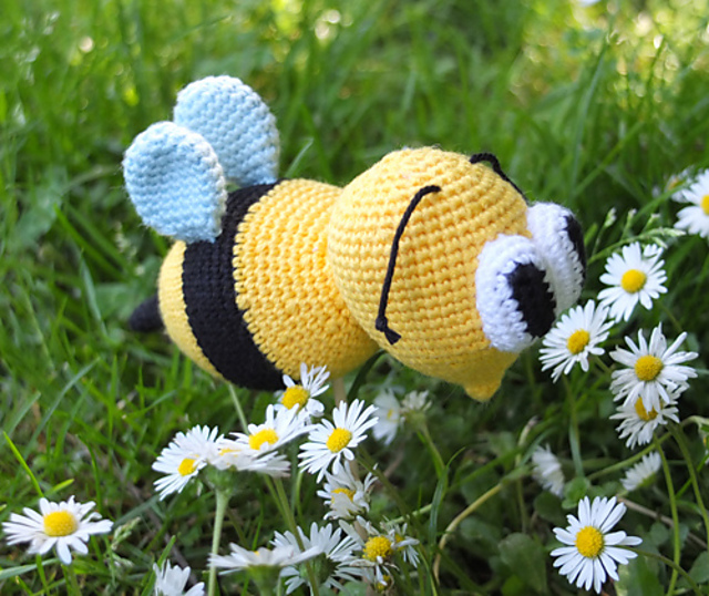 Evy Bee Amigurumi