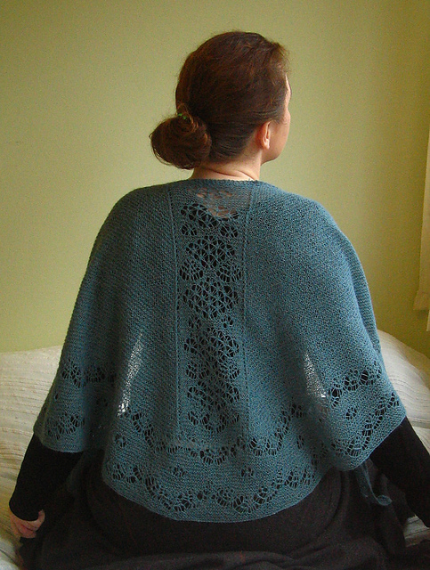 Shetland Lace Patterned Faroese Shawl