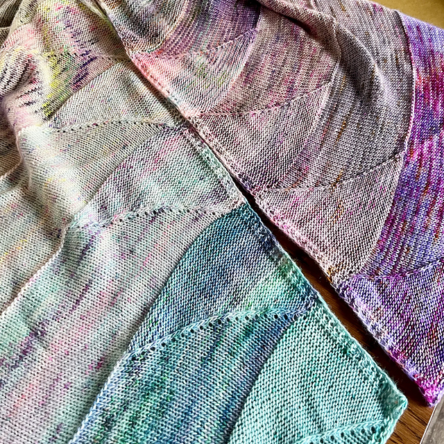 #125 Shafts, Geometry Shawl