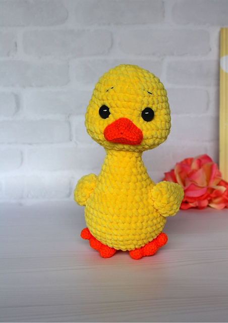 Duckling plush toy