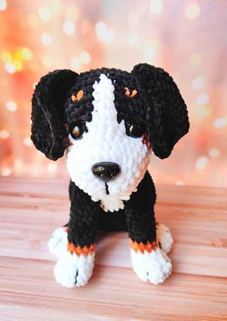 Ravelry: Bernese moutain plush dog pattern by Marina Ivanova