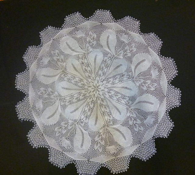 Kunstgestrickte Decke Dorle