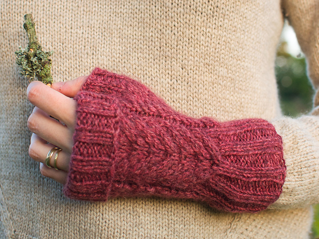 Plicatum Mitts