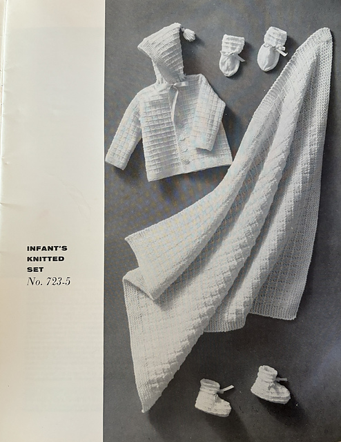 Infant's Knitted Set No. 723-5