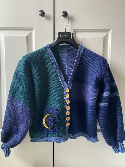 Night Sky Color Block Cropped Cardigan