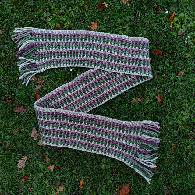 Ravelry: Moss stitch scarf pattern by Maritcrochets