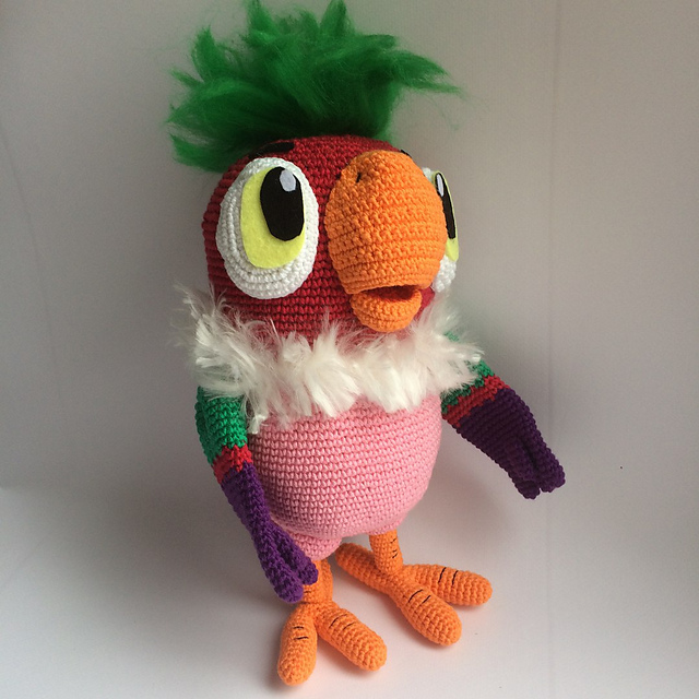 Parrot Kesha