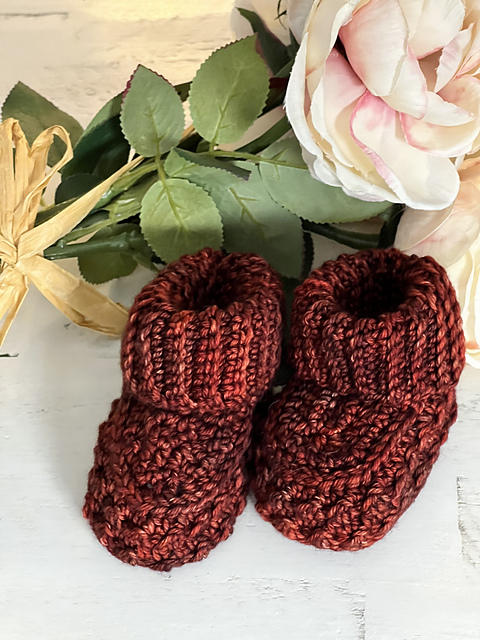 Desmond Sullivan Baby Booties