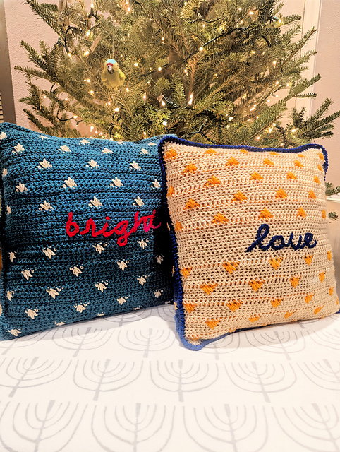 Merry Lights Pillows