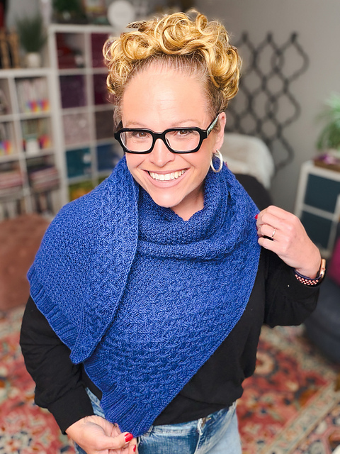 Eowyn Cable Knit Shawl