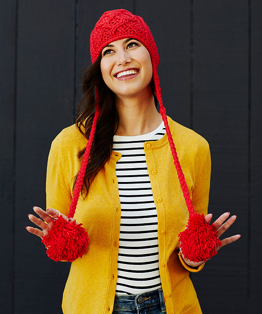 Entwined Chic Cable Hat