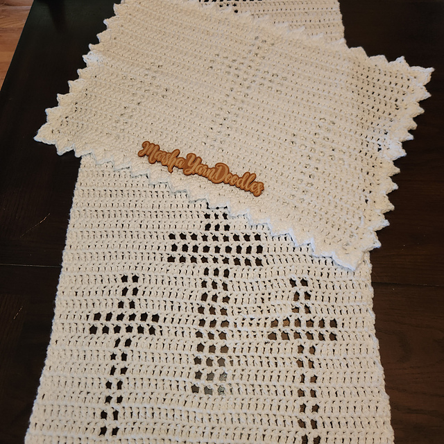 Calvary Crosses Placemat & Table Runner