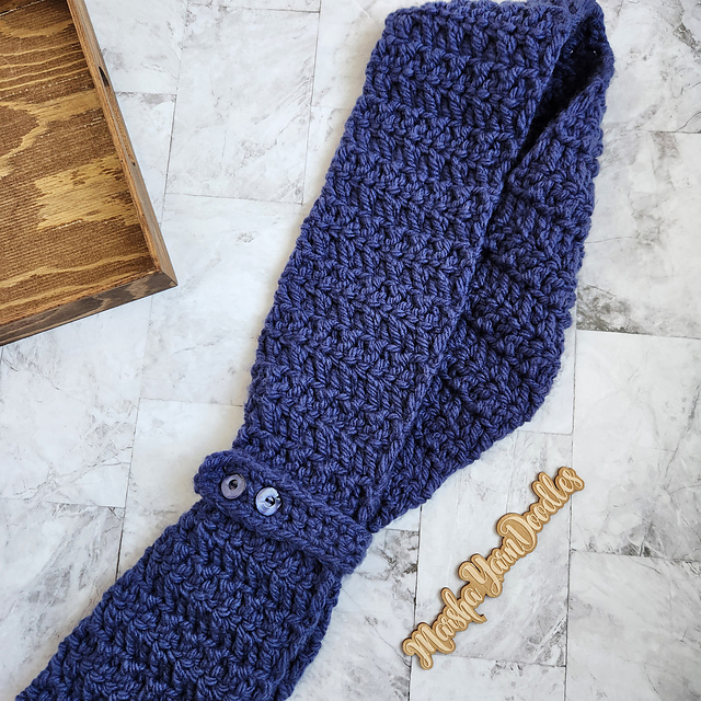 Paula Keyhole Scarf