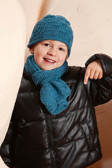 Scarf Emanuel