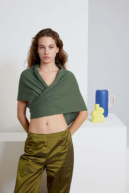 Thelma Triangular shawl