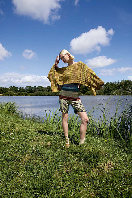 Golda Poncho