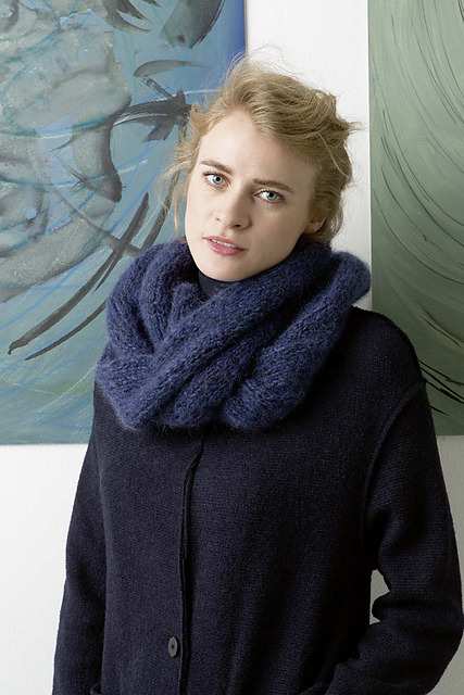 239-25 Lang Yarns Yara / Mohair Trend