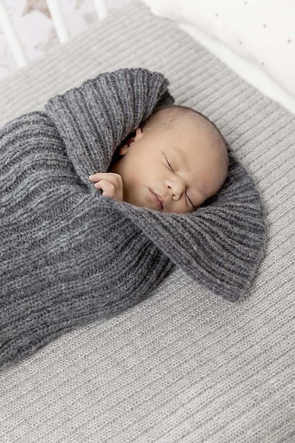 246-17 Lang Yarns Mila