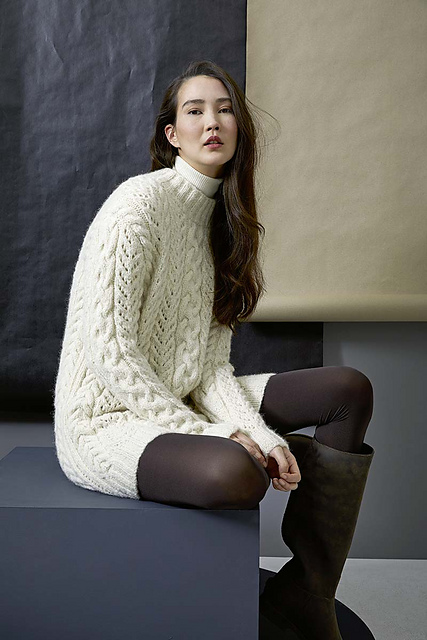 255-28 Lang Yarns Luna