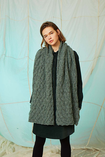 261-12 Lang Yarns Viola