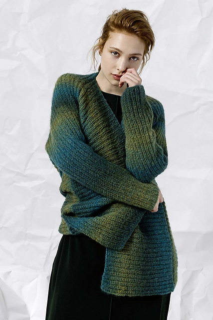 PTO-015_06 Lang Yarns Carina