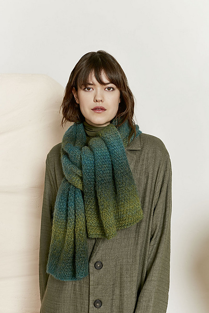 265-48 Lang Yarns Carina