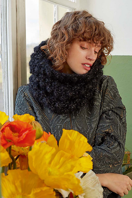 274-23 Lang Yarns Delizia