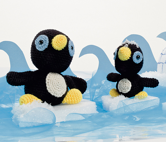 Baby Penguin & Her Mommy