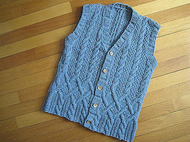 Dublin Cabled Vest