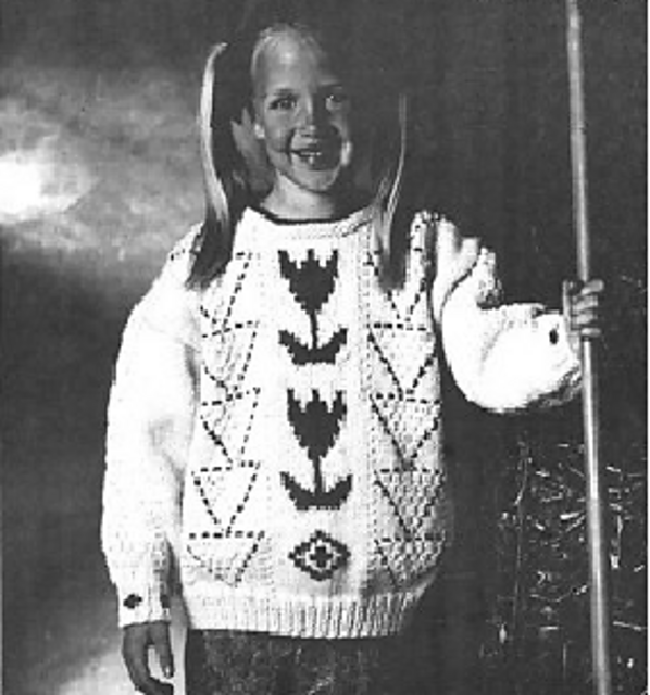 Tulip Design Pullover