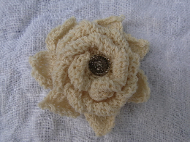 Knitted Flower Brooch