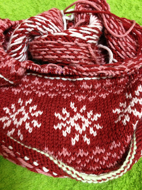 p.10 Nordic Neckwarmer