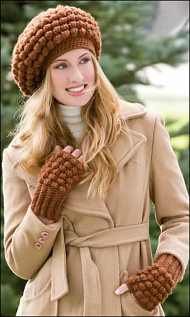 Bobble Hat & Wristlets