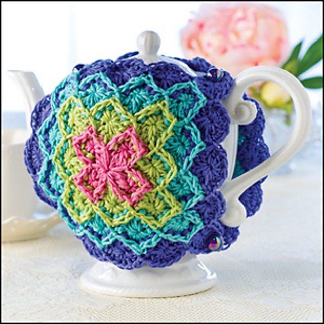Ravelry Teapot Cozy pattern by Debra Arch