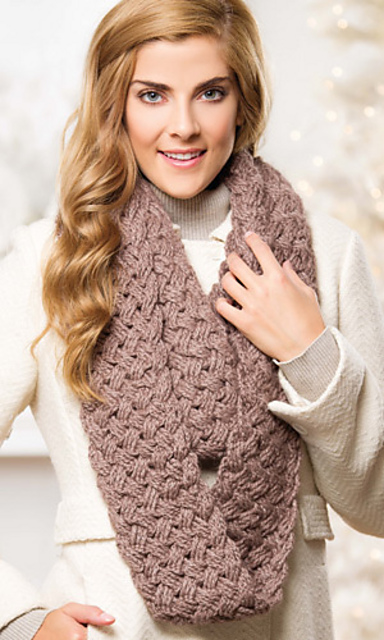 Endless Cables Cowl
