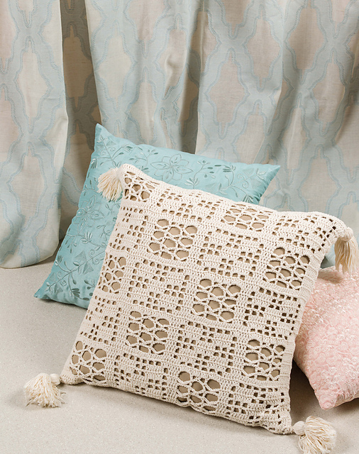 Domino Pillow