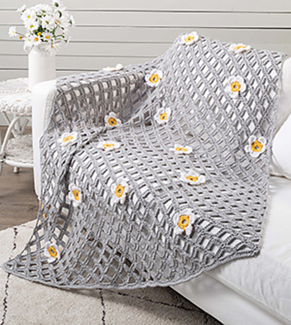 Poppin' Daisy Throw