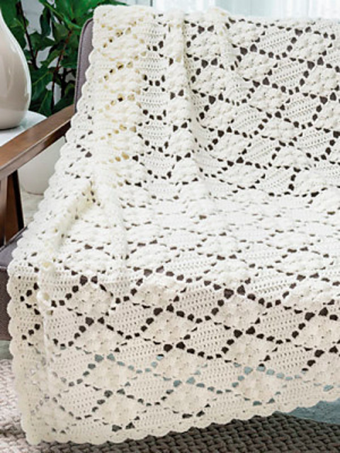 Diamond & Shells Throw