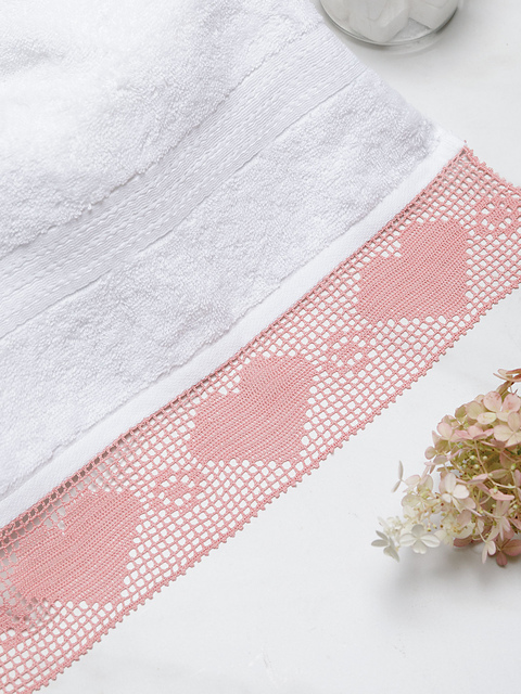 Heartstrings Towel Edging