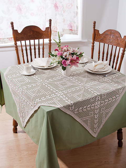 Diamond Filet Tablecloth
