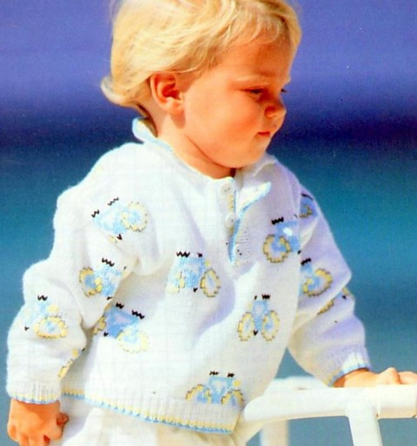 Baby sweater with bicycles