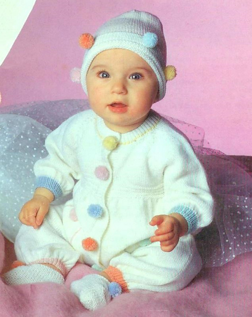 Pompon baby jumper