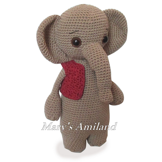 Francis Elephant the Ami
