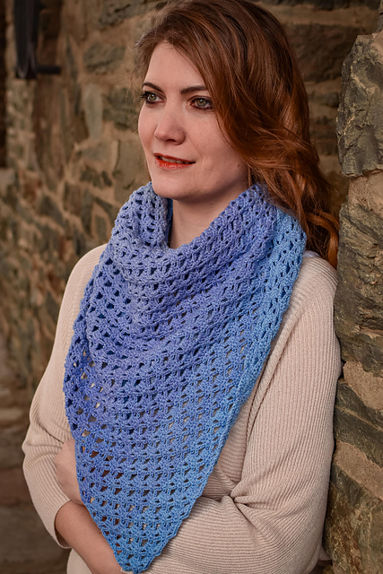 triangular shawl "ice flower"
